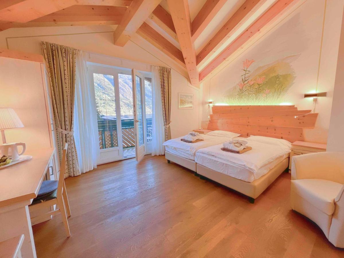 Alledolomiti Boutique Lake Hotel - Adults Friendly Molveno Buitenkant foto
