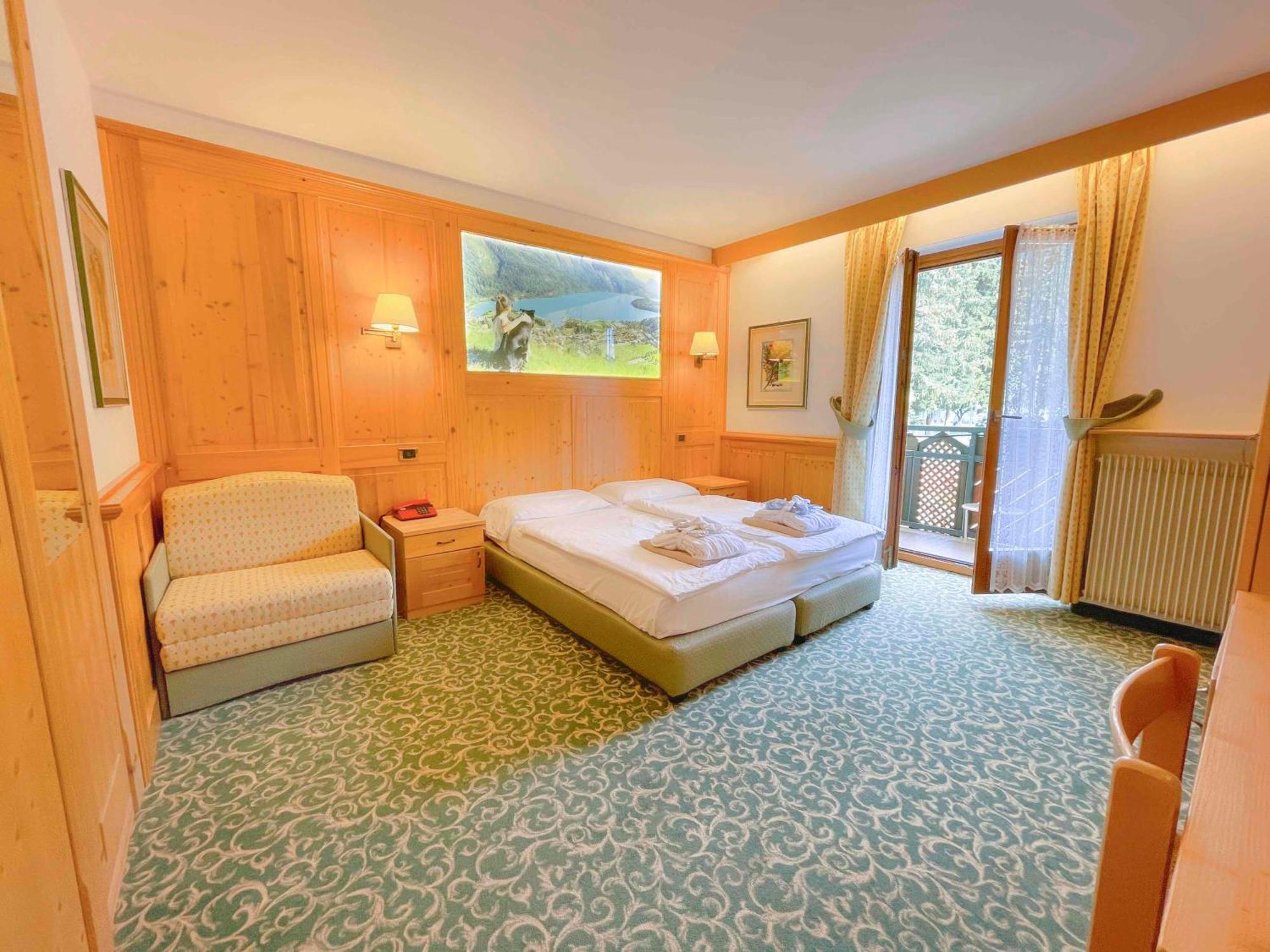 Alledolomiti Boutique Lake Hotel - Adults Friendly Molveno Buitenkant foto